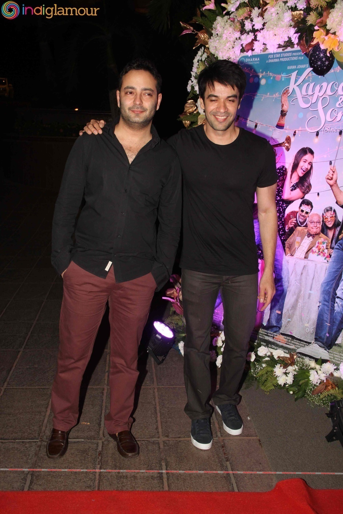 SRK, Alia, KJo At The Success Party Of Kapoor And Sons Event hd photo