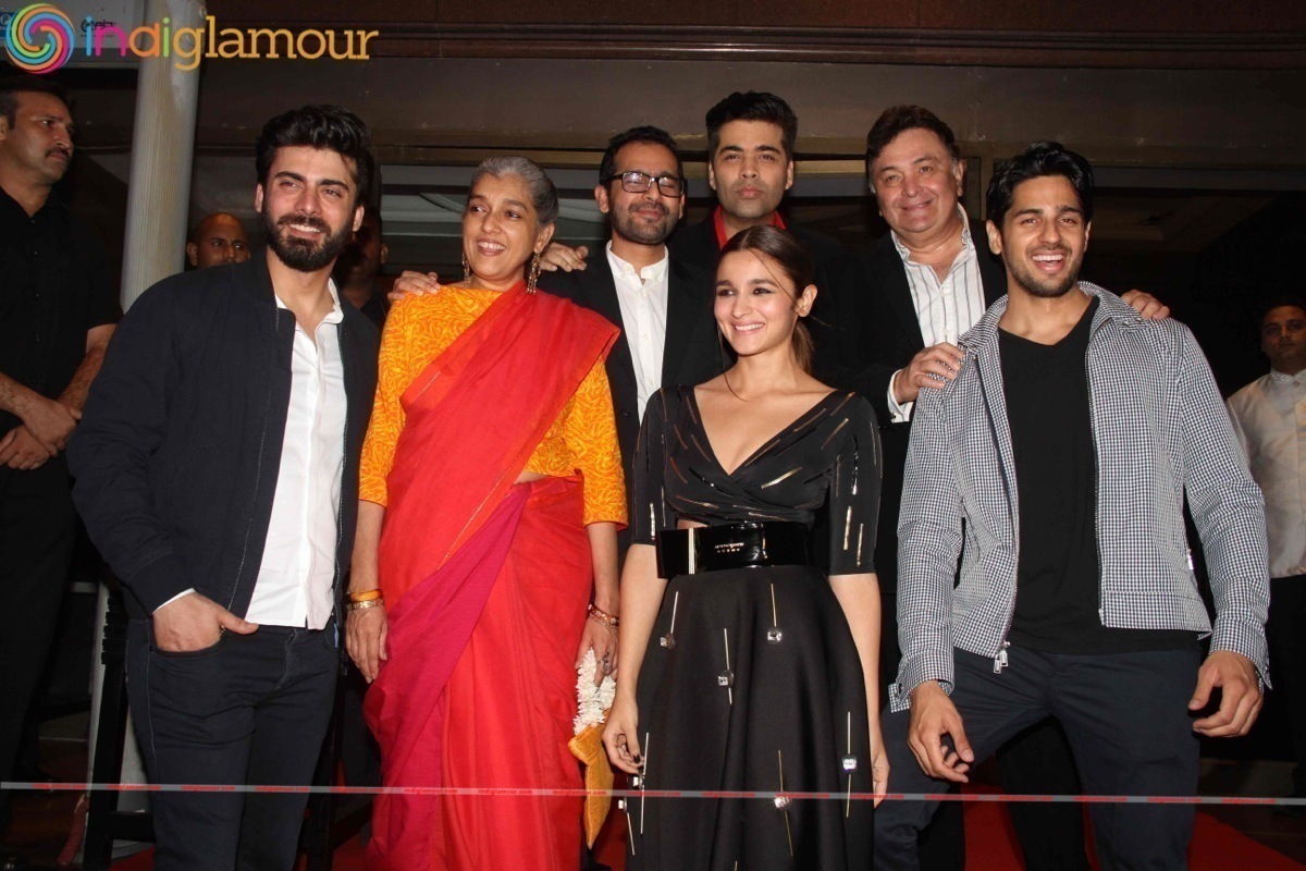 SRK, Alia, KJo At The Success Party Of Kapoor And Sons Event hd photo
