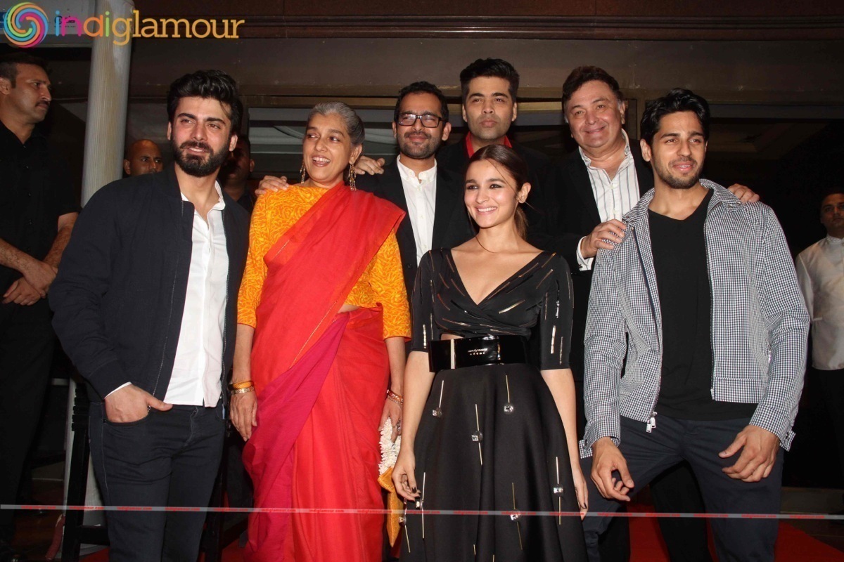 SRK, Alia, KJo At The Success Party Of Kapoor And Sons Event hd photo