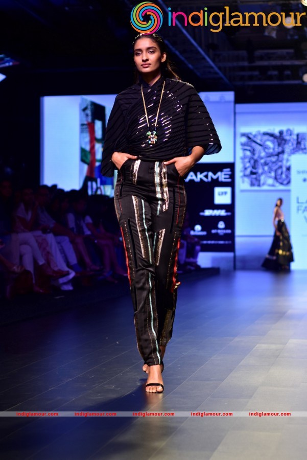 LFW Day 4 Kunal Rawal Event hd photo
