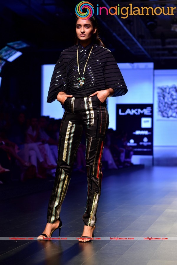 LFW Day 4 Kunal Rawal Event hd photo