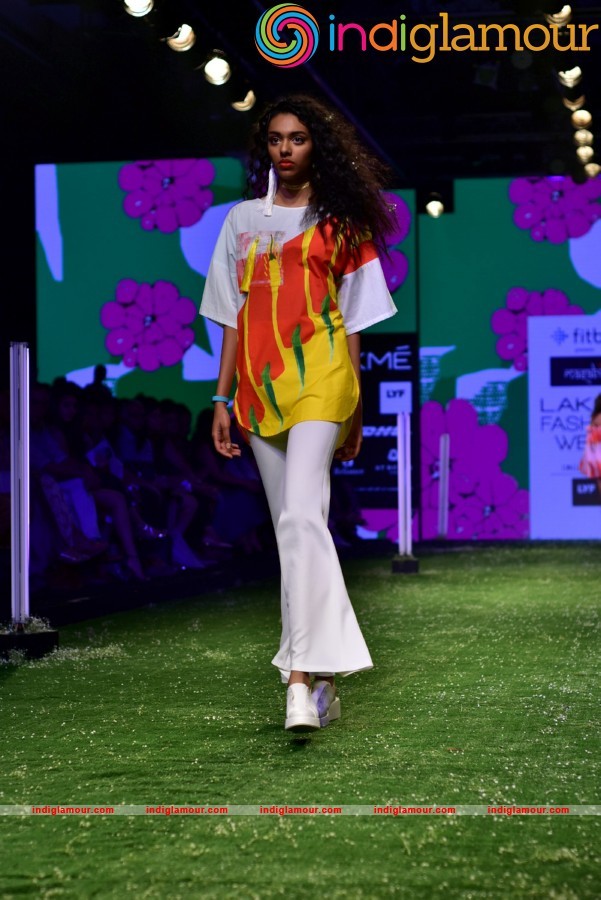 LFW Day 4 Masaba Event hd photo