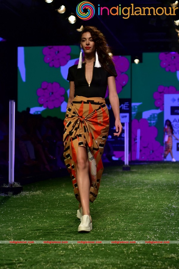 LFW Day 4 Masaba Event hd photo