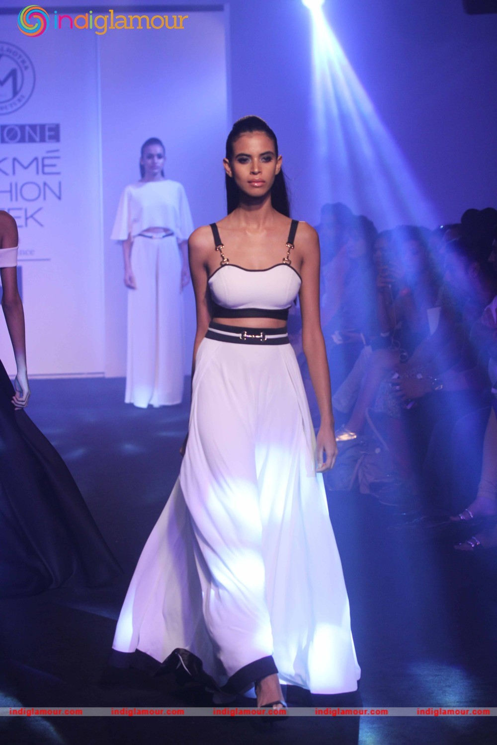 LFW Day 5 Show Karan Malhotra Event hd photo