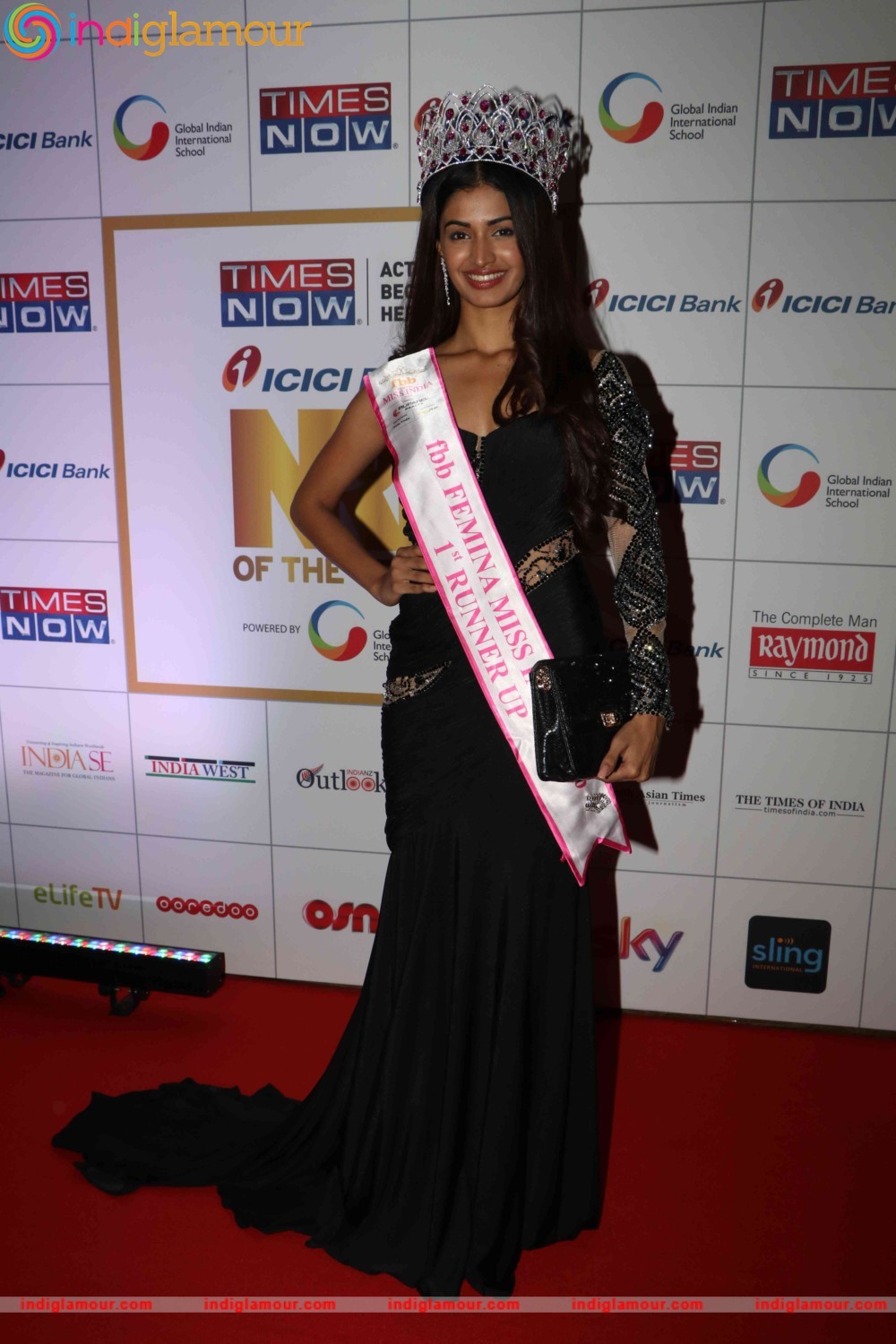 Red Carpet Pictuers of 3rd NRI of the Year Awards Event hd photo