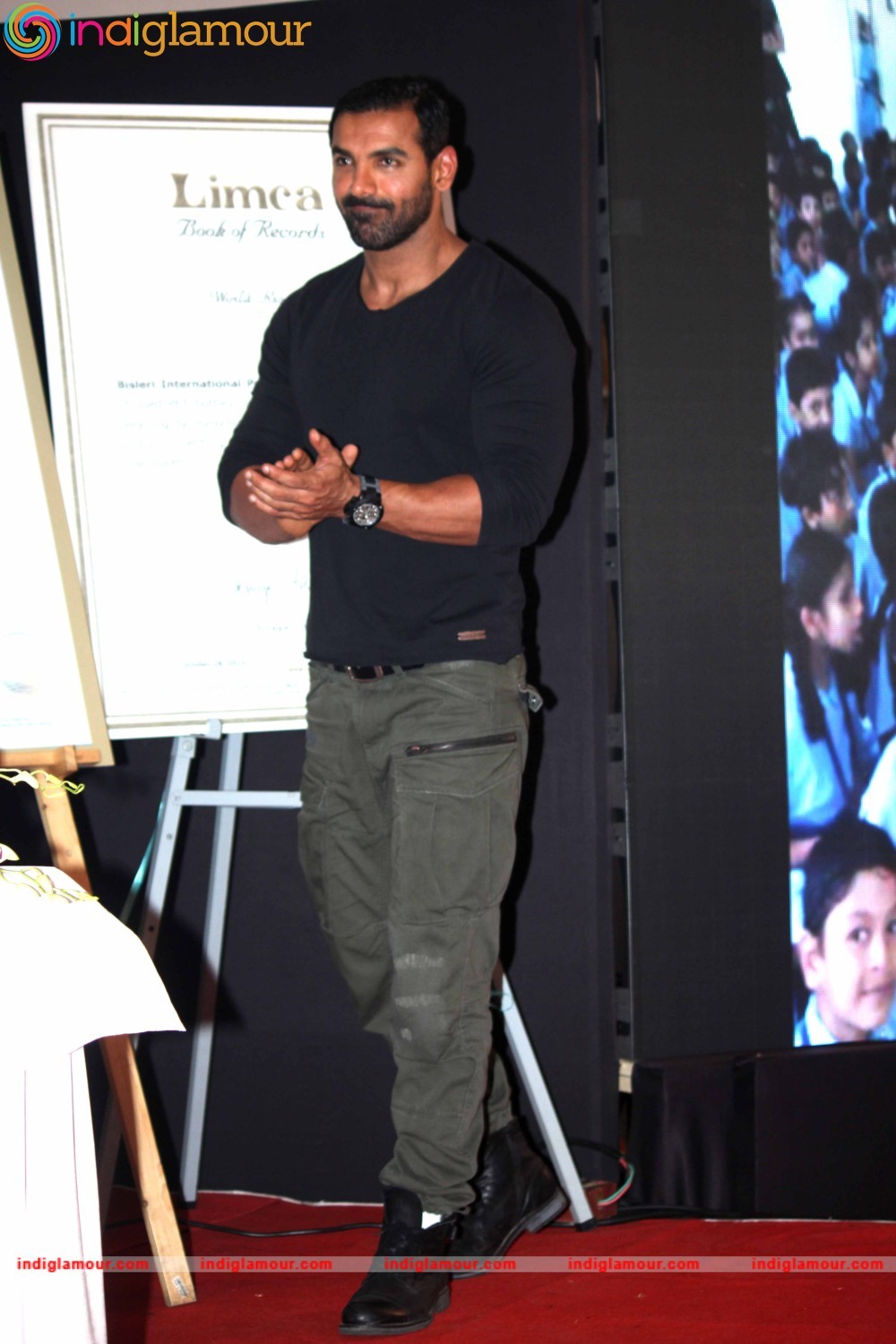 Bisleri Swachh Bharat Plastic Bottle Recycling Initiative Event hd photo