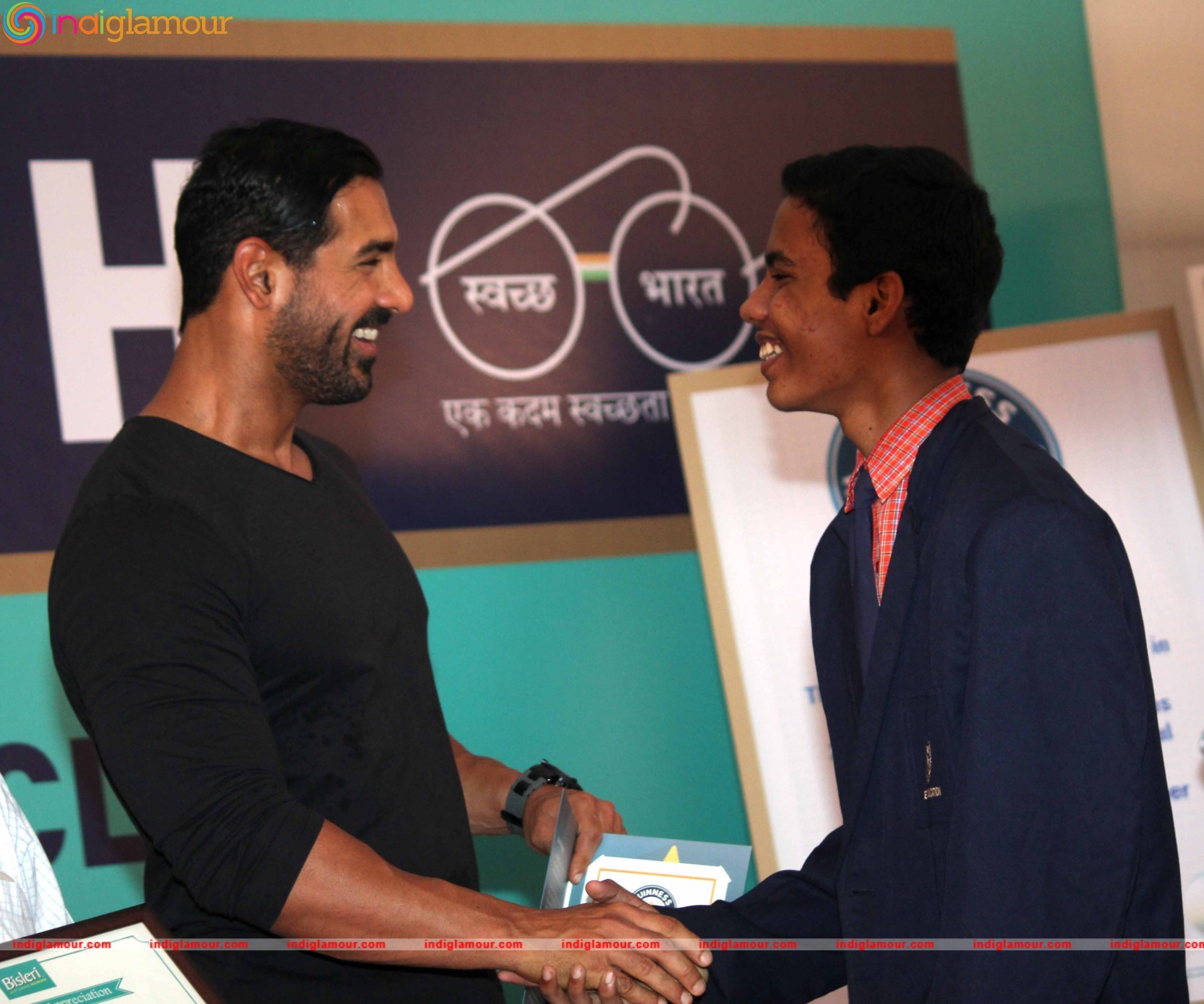 Bisleri Swachh Bharat Plastic Bottle Recycling Initiative Event hd photo