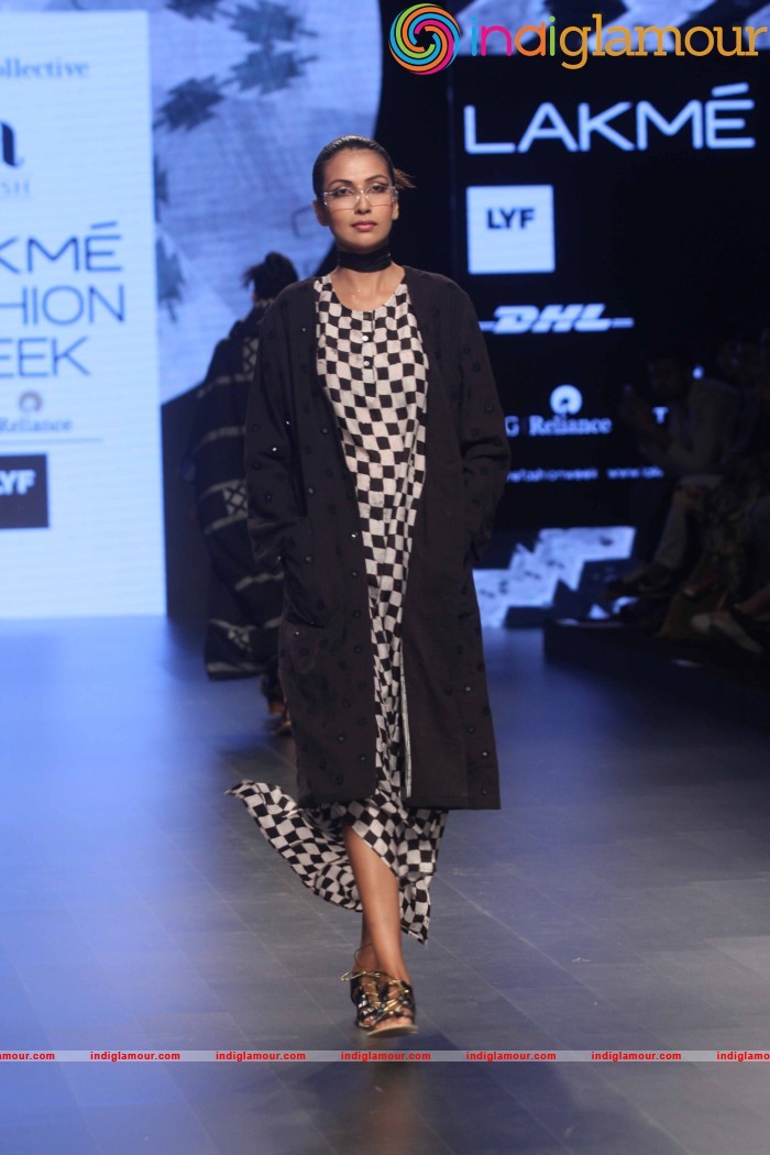 LFW Day 2 Show Design By Aish Event hd photo