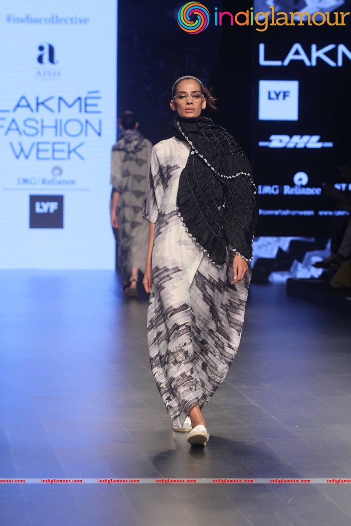 LFW Day 2 Show Design By Aish Event hd photo