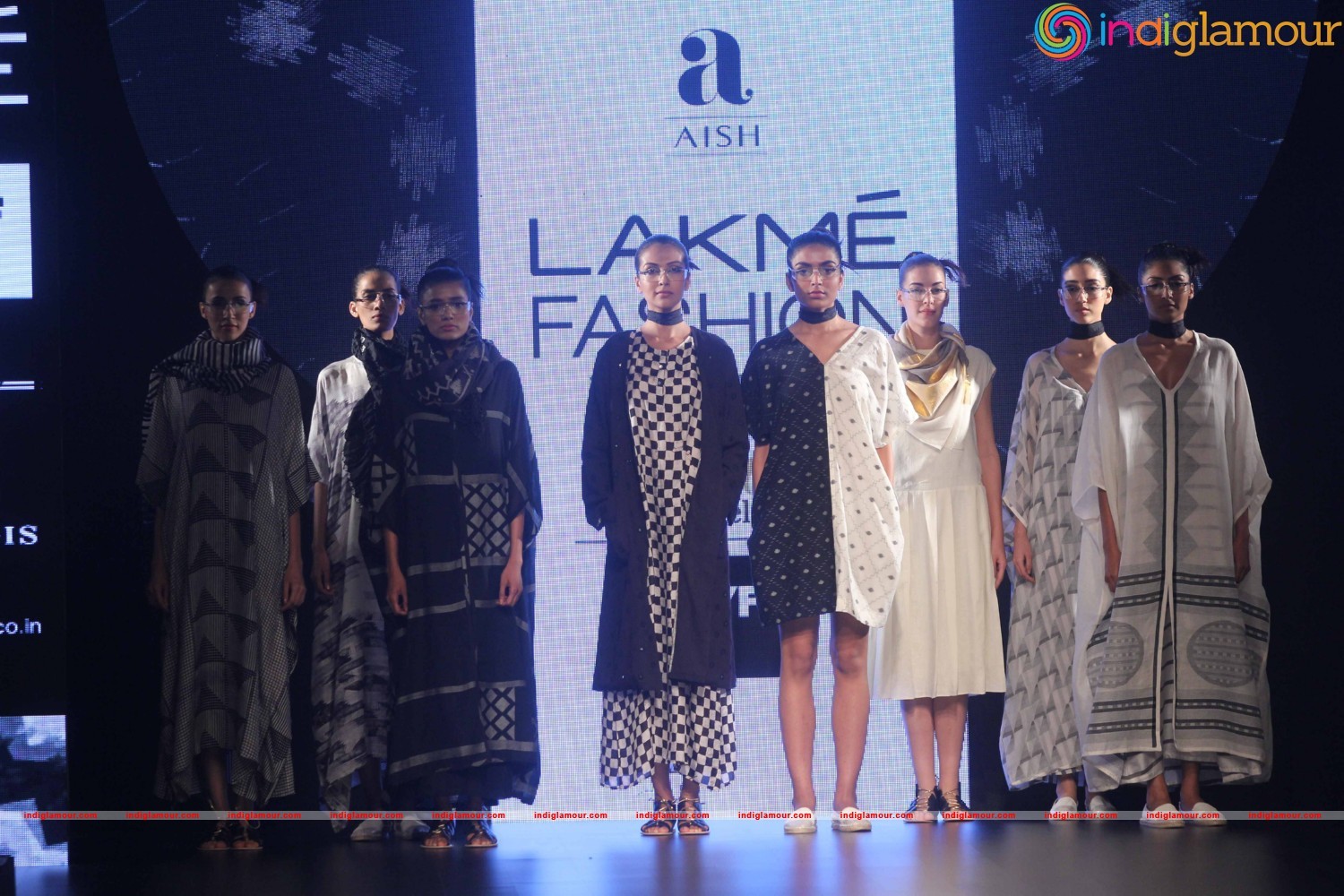 LFW Day 2 Show Design By Aish Event hd photo