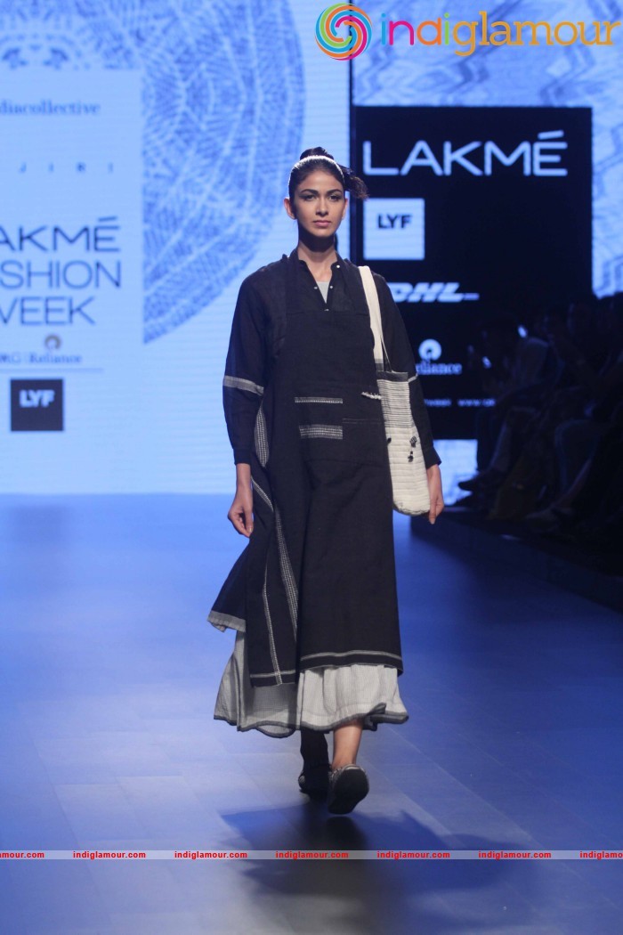 LFW Day 2 Show Design By Injiri Event hd photo