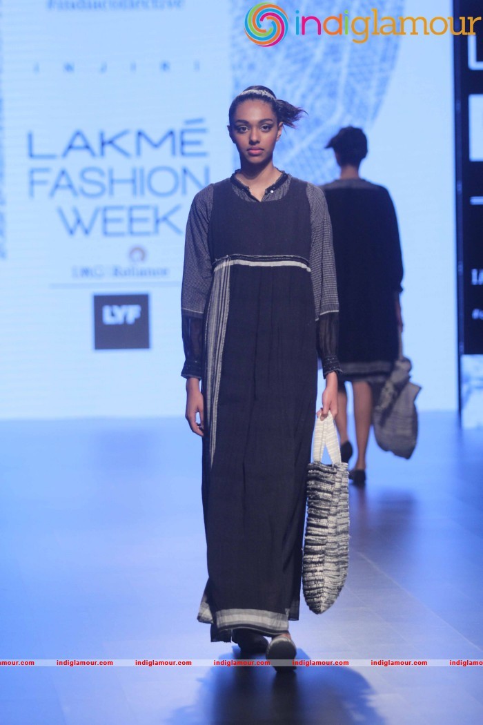 LFW Day 2 Show Design By Injiri Event hd photo