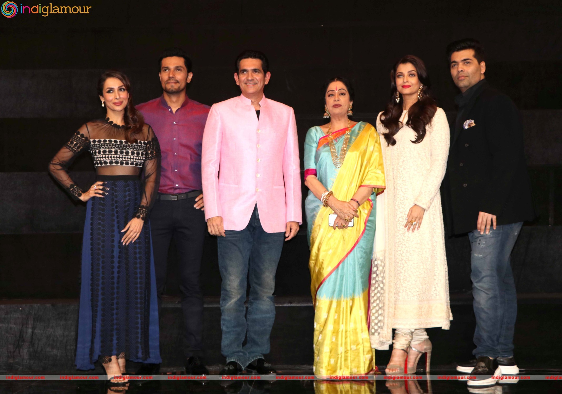 Aishwarya Rai Bachchan Promote Her Movie Sarabjit on Indias Got Talent Event hd photo