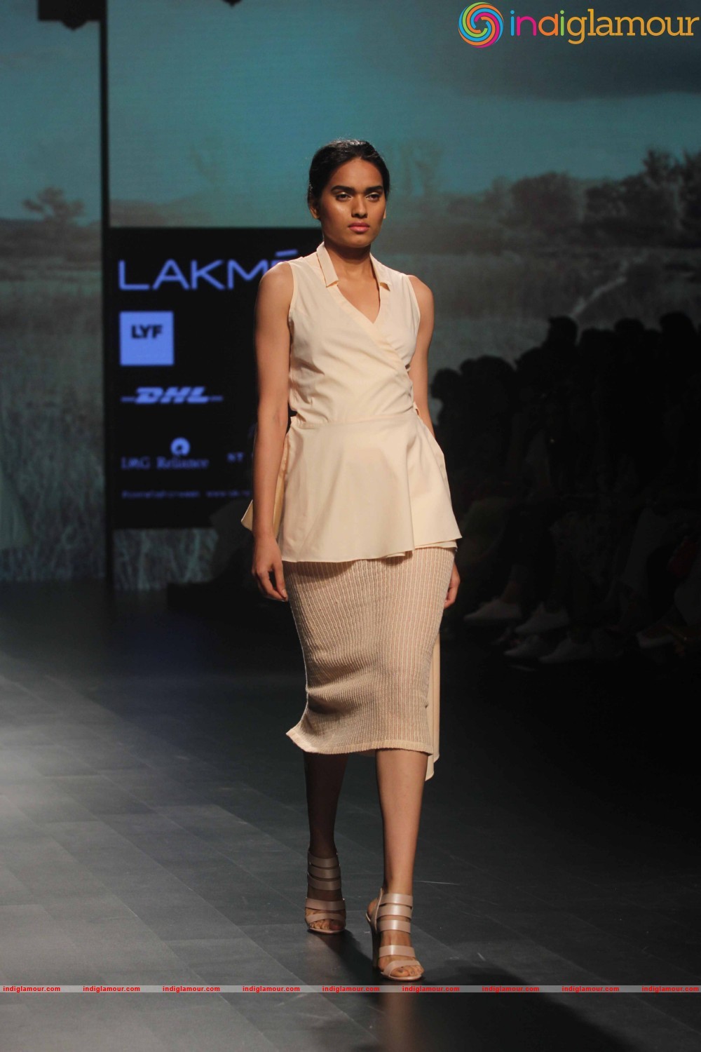 LFW Day 3 Show By Niskha Lulla Event hd photo