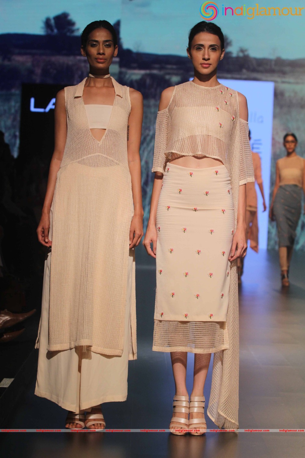 LFW Day 3 Show By Niskha Lulla Event hd photo