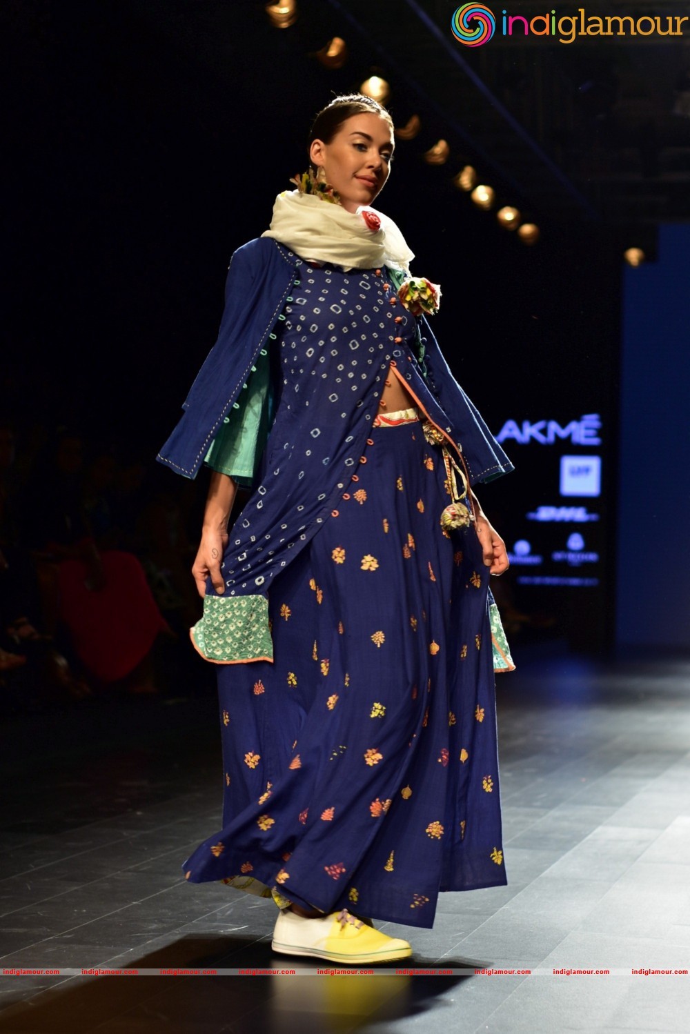 LFW Day 3 Show By Urvashi kaur Event hd photo