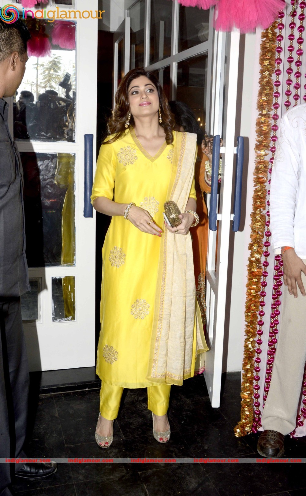 Bipasha Basu and Karan Singh Grover Mehendi Ceremony Event hd photo
