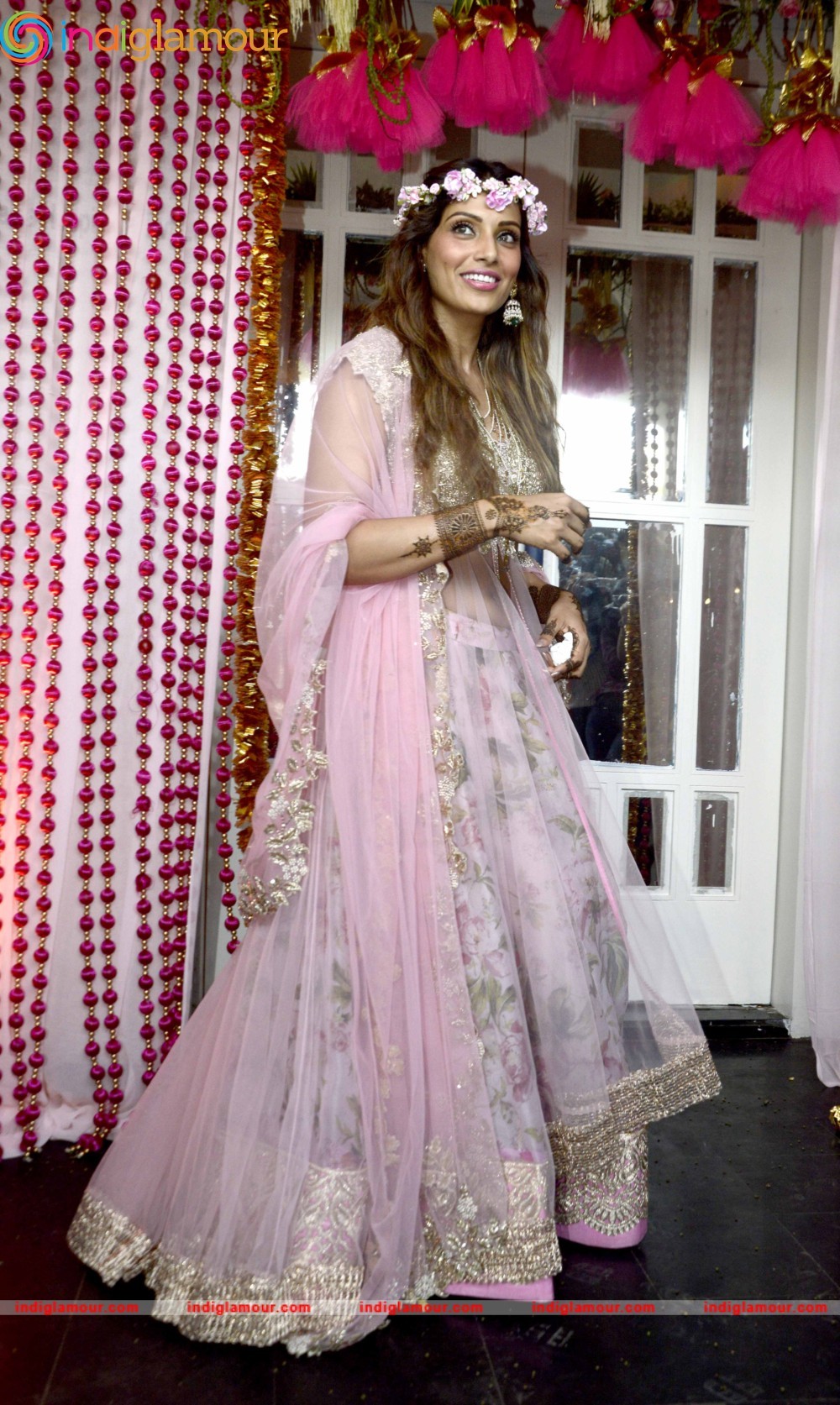 Bipasha Basu and Karan Singh Grover Mehendi Ceremony Event hd photo