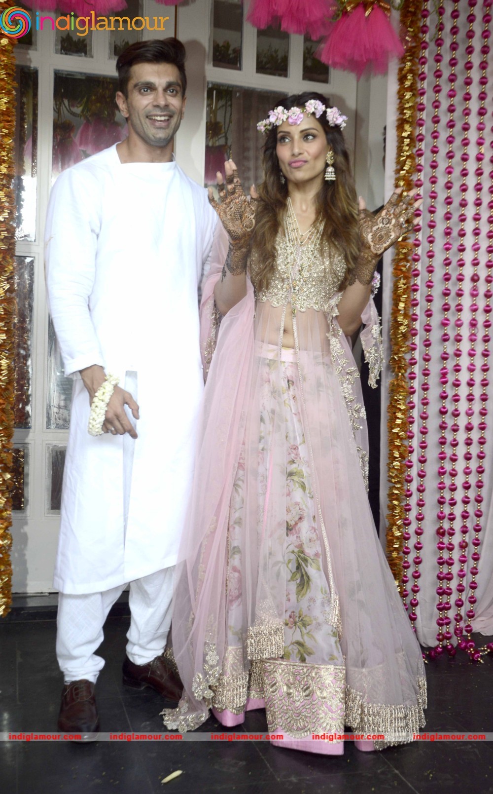 Bipasha Basu and Karan Singh Grover Mehendi Ceremony Event hd photo