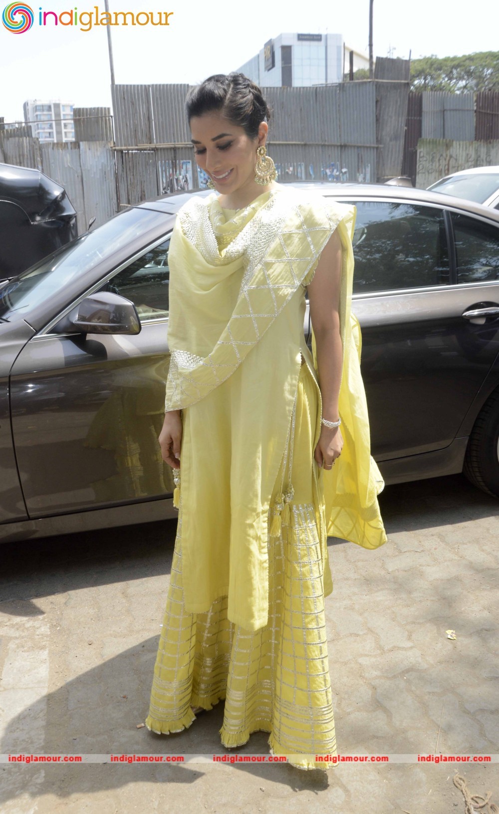Bipasha Basu and Karan Singh Grover Mehendi Ceremony Event hd photo