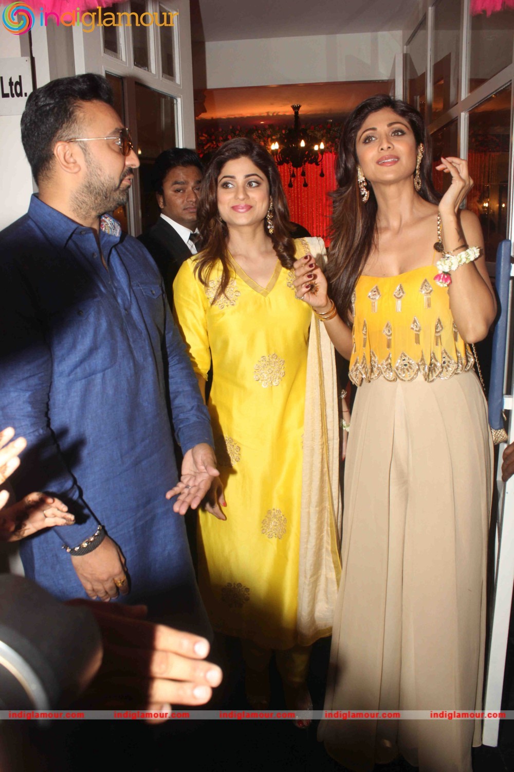 Bipasha Basu and Karan Singh Grover Mehendi Ceremony Event hd photo