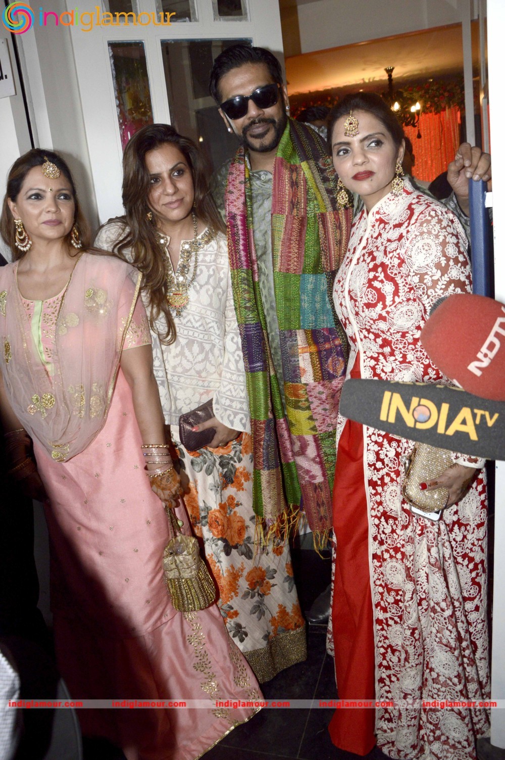Bipasha Basu and Karan Singh Grover Mehendi Ceremony Event hd photo
