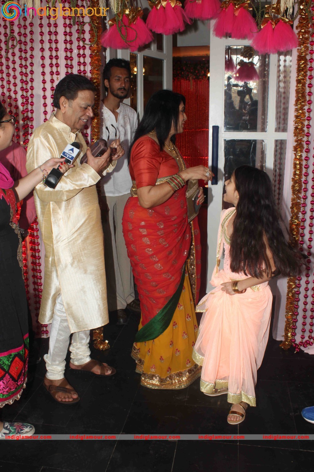Bipasha Basu and Karan Singh Grover Mehendi Ceremony Event hd photo