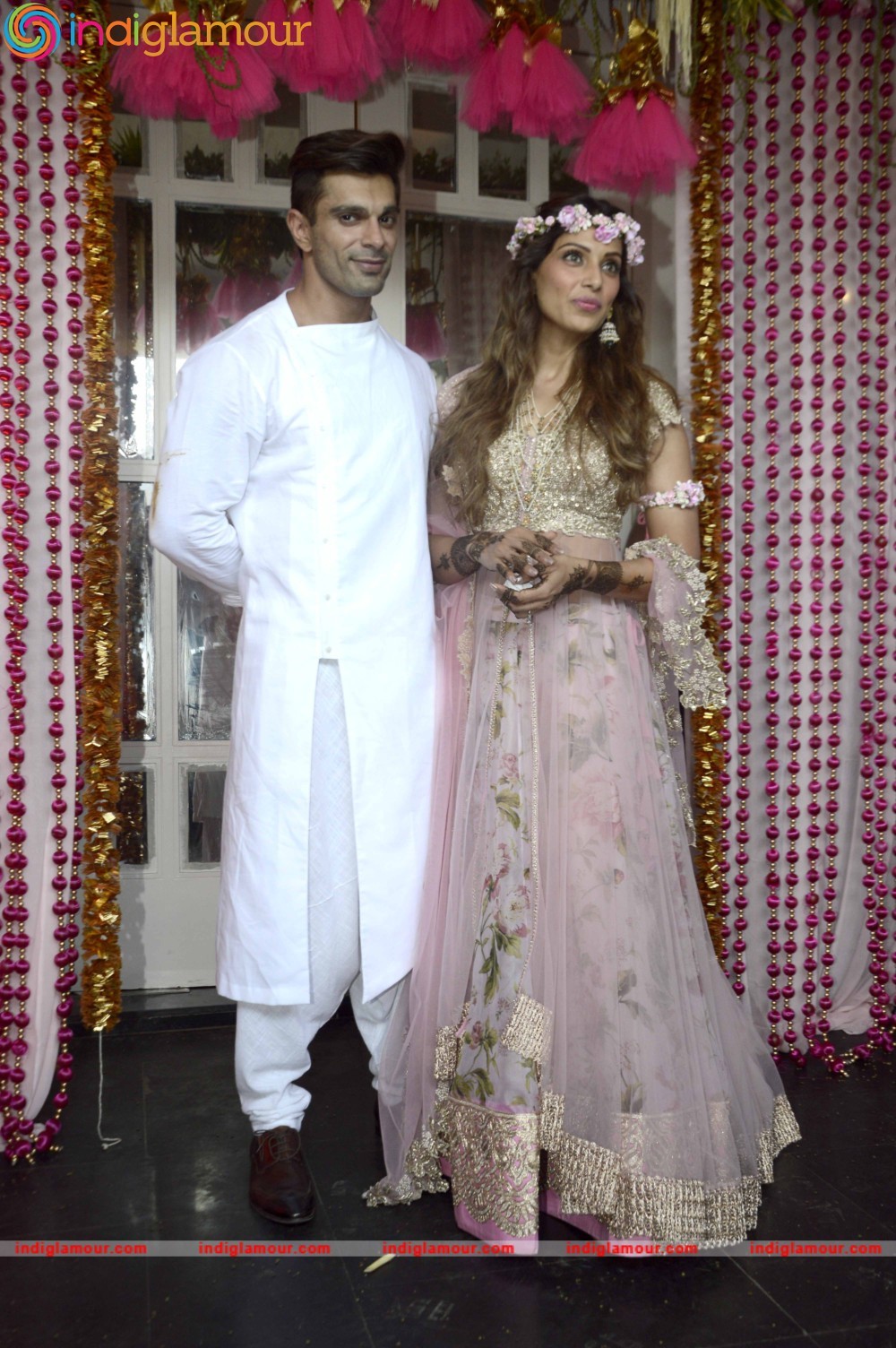 Bipasha Basu and Karan Singh Grover Mehendi Ceremony Event hd photo
