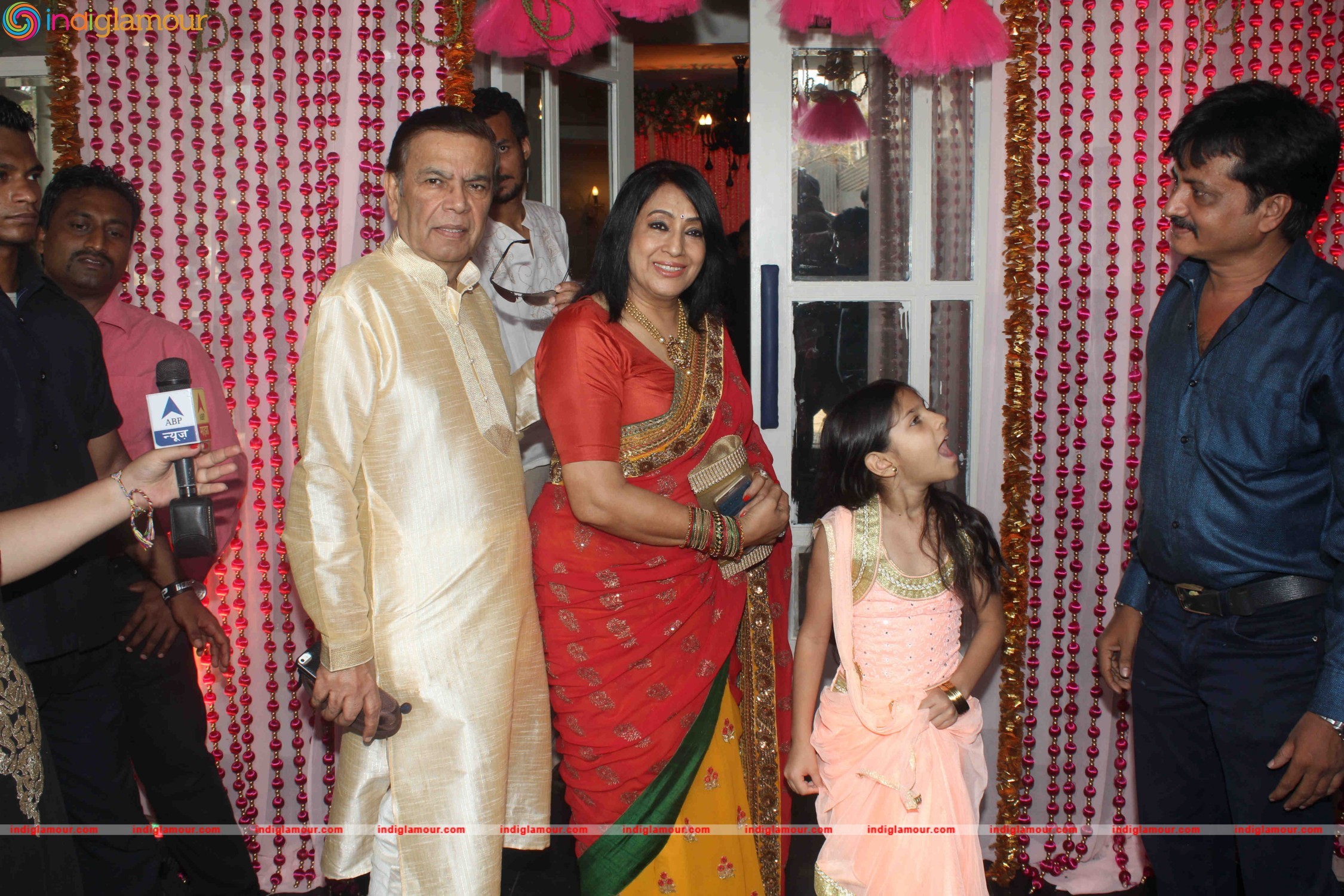 Bipasha Basu and Karan Singh Grover Mehendi Ceremony Event hd photo
