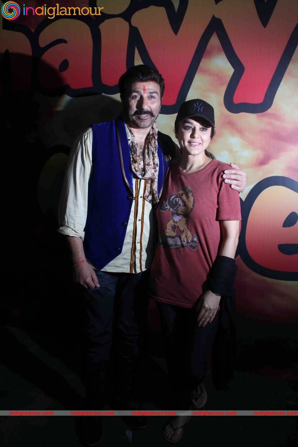 On Location Shoot of Film Bhaiyyaji Superhitt Event hd photo