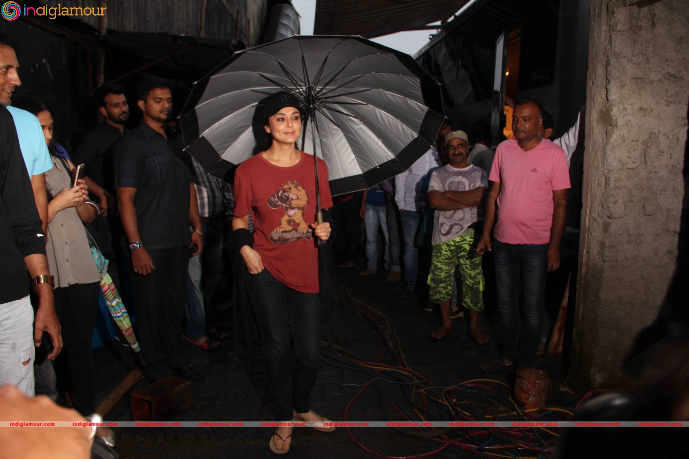 On Location Shoot of Film Bhaiyyaji Superhitt Event hd photo