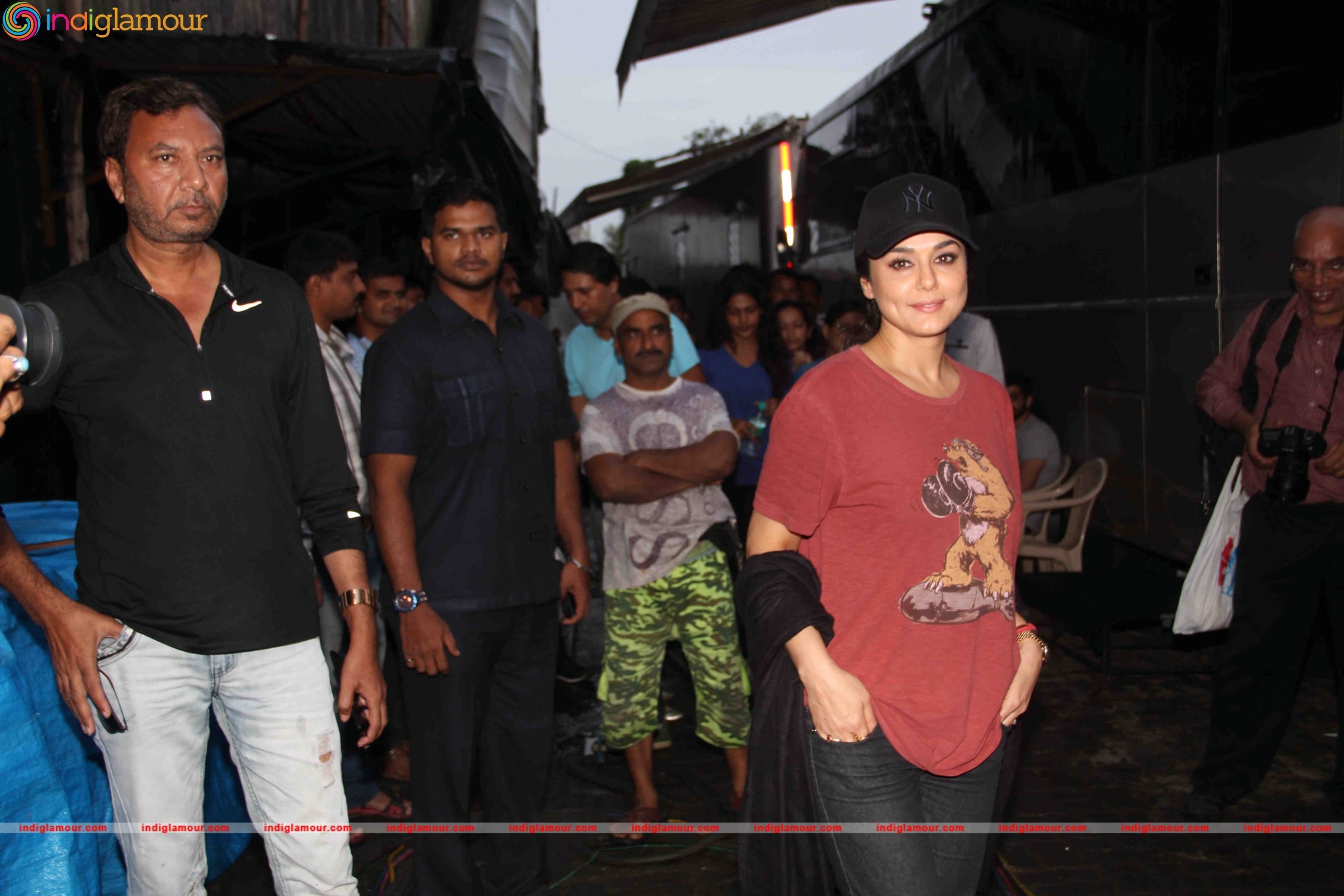 On Location Shoot of Film Bhaiyyaji Superhitt Event hd photo