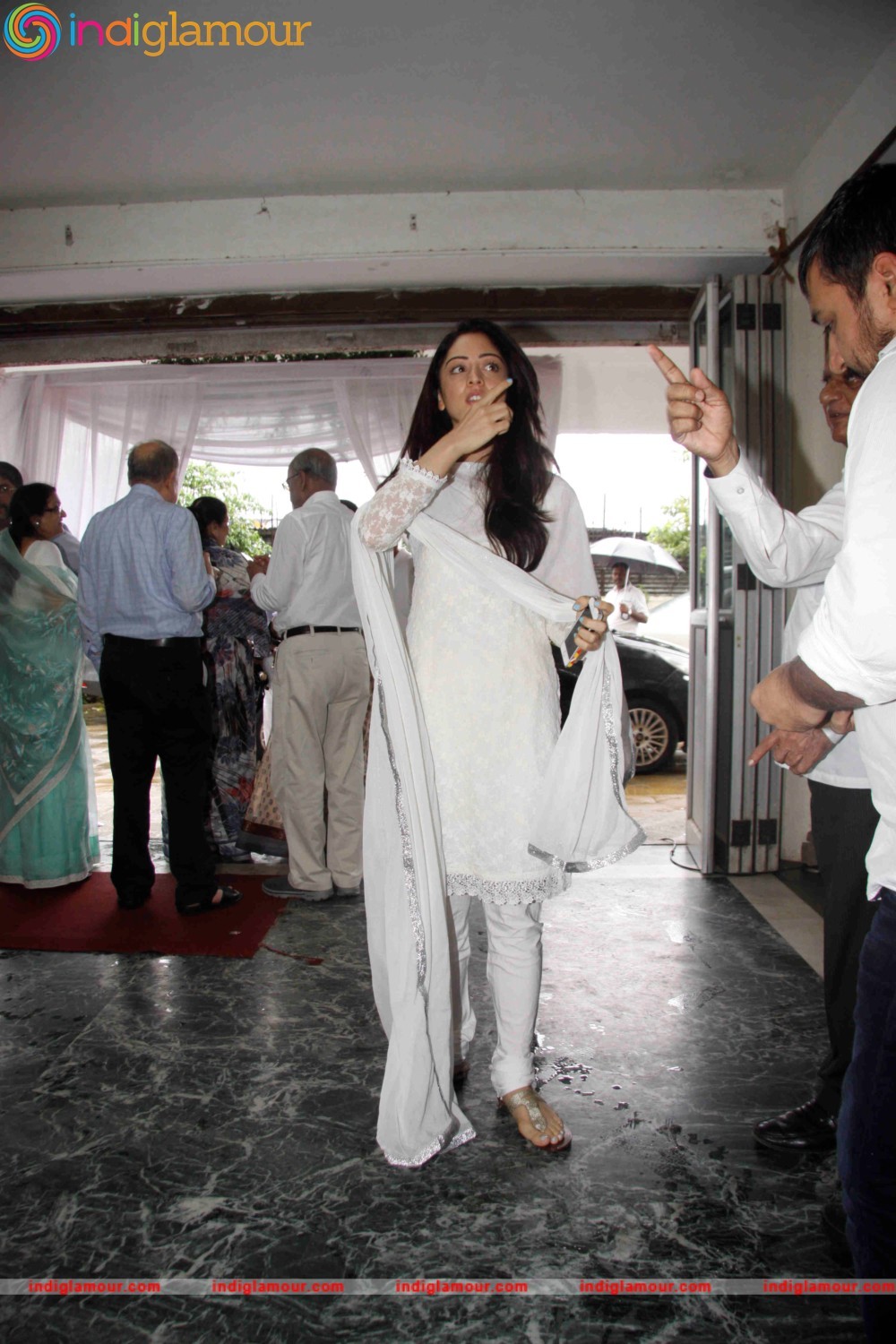 Salman Khan Attend the Prayer Meet of Rajjat Barjatya Event hd photo