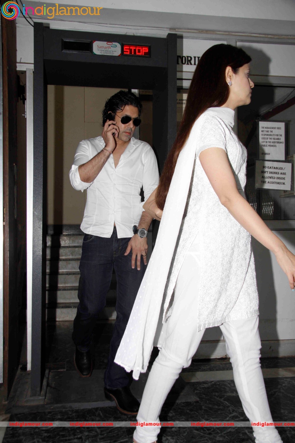 Salman Khan Attend the Prayer Meet of Rajjat Barjatya Event hd photo