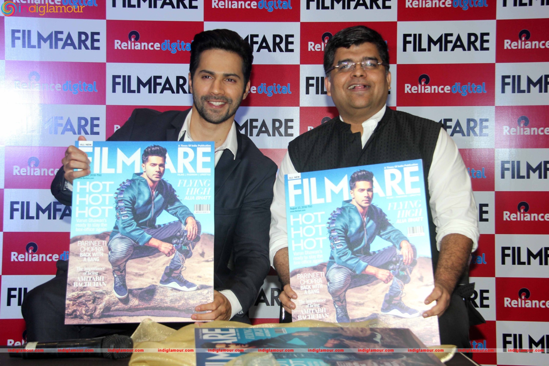 Varun Dhavan Launches Filmfare August 2016 Cover Issue Event hd photo