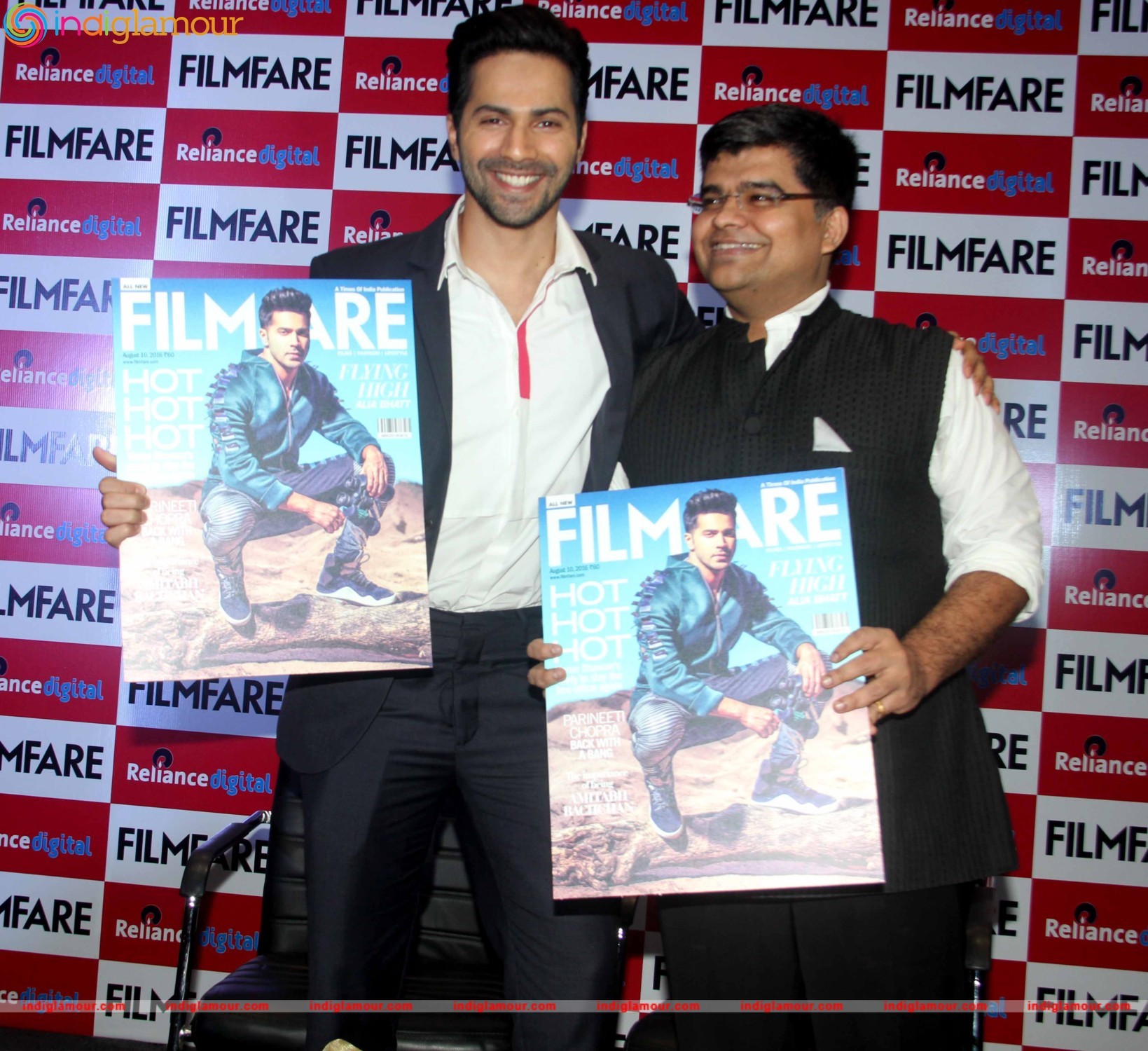 Varun Dhavan Launches Filmfare August 2016 Cover Issue Event hd photo