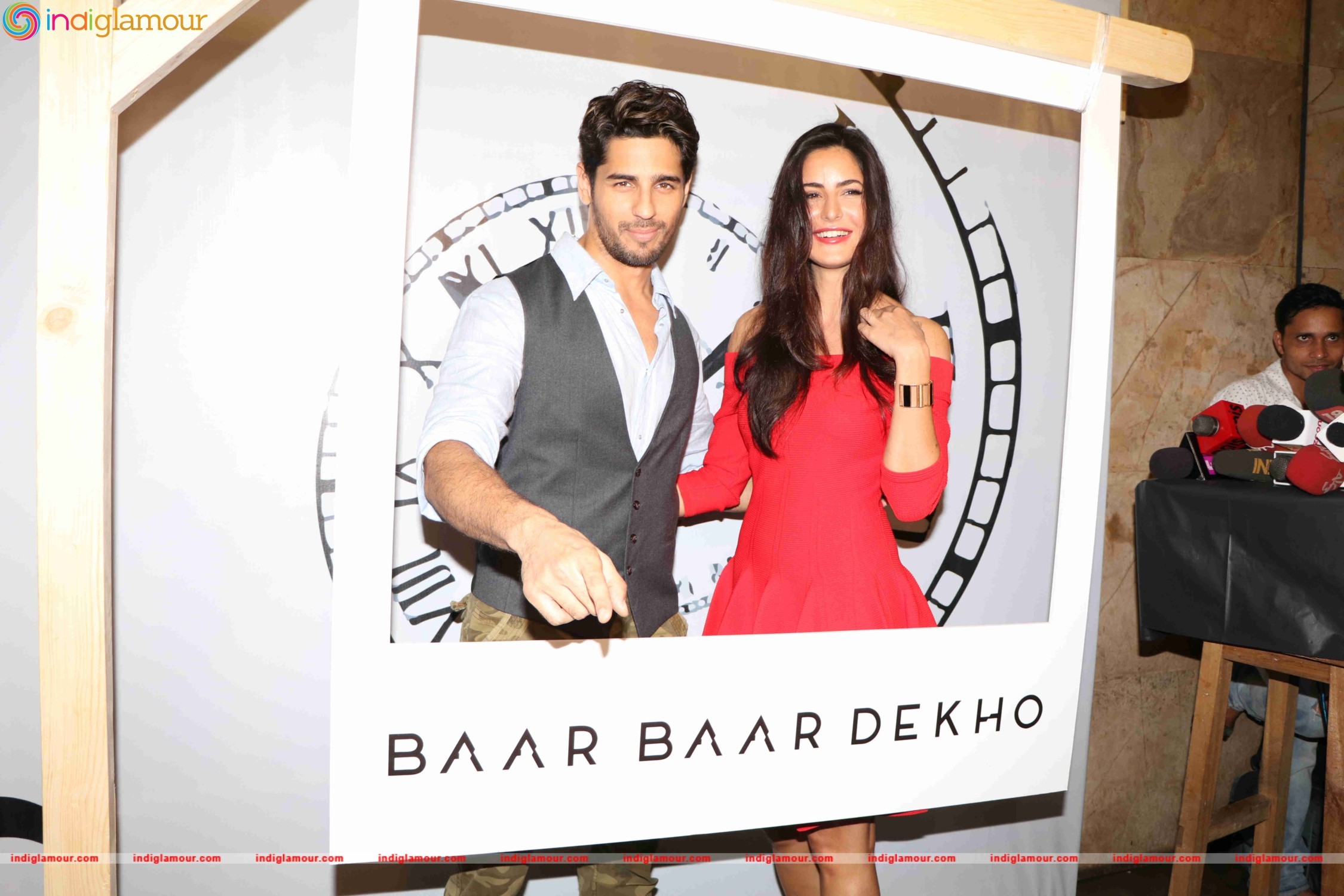 Trailer Launch of Movie Baar Baar Dhekho Event hd photo