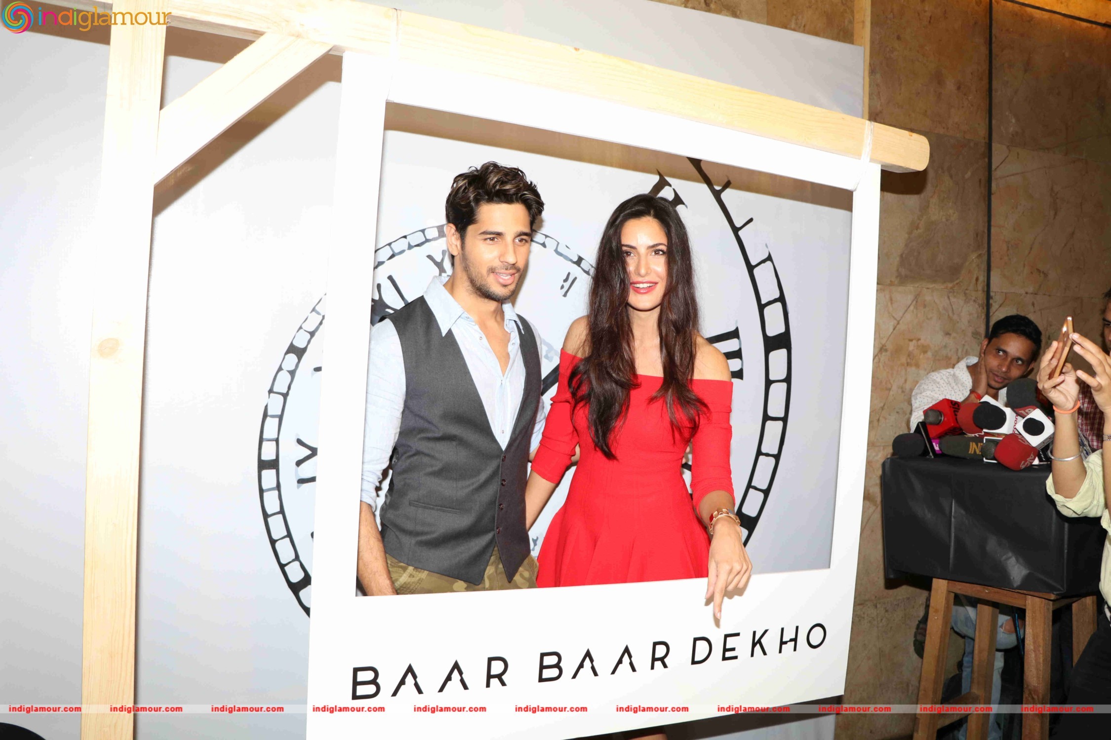 Trailer Launch of Movie Baar Baar Dhekho Event hd photo