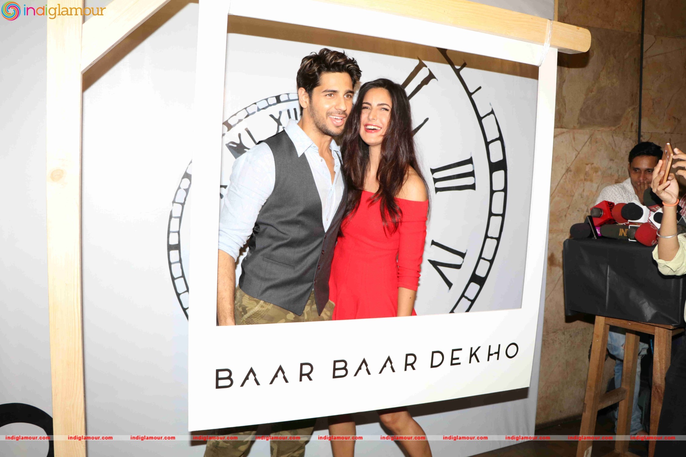 Trailer Launch of Movie Baar Baar Dhekho Event hd photo