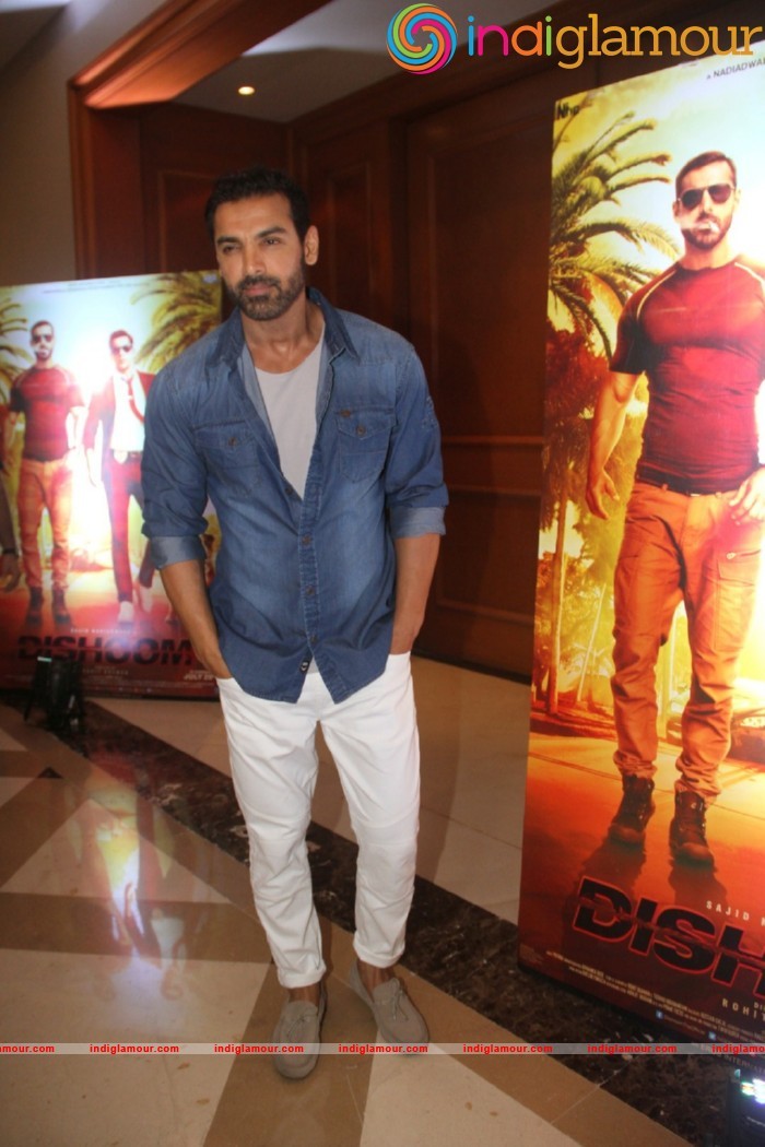 Success Film Dishoom Press Conference With Varun Dhawan And John Abraham Event hd photo