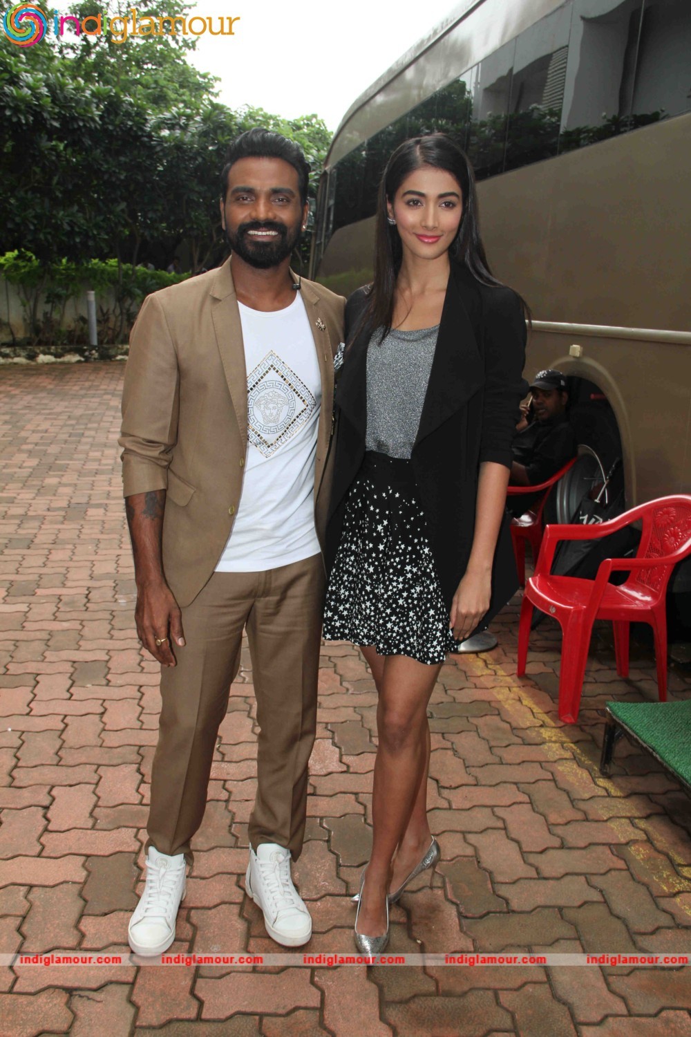 Hrithik Roshan and Pooja Hegde on Dance Plus Event hd photo