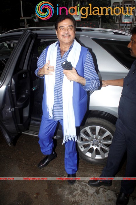 Shatrughan Sinha During The Unveiling Of The Wall Of Tribute And Felicitating Event hd photo