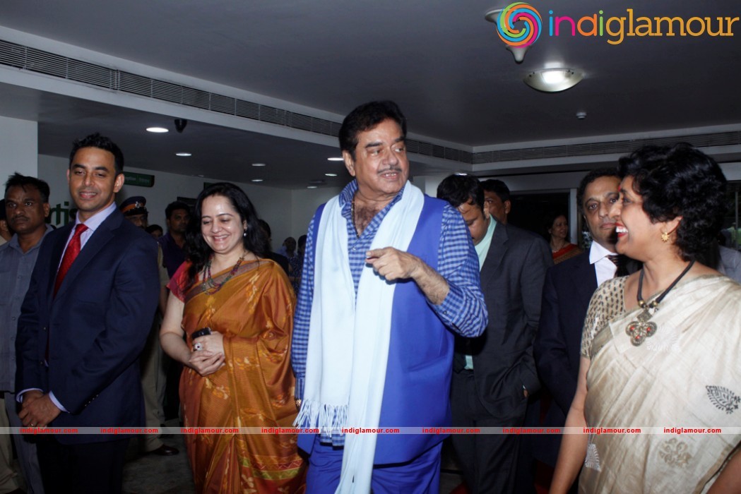 Shatrughan Sinha During The Unveiling Of The Wall Of Tribute And Felicitating Event hd photo