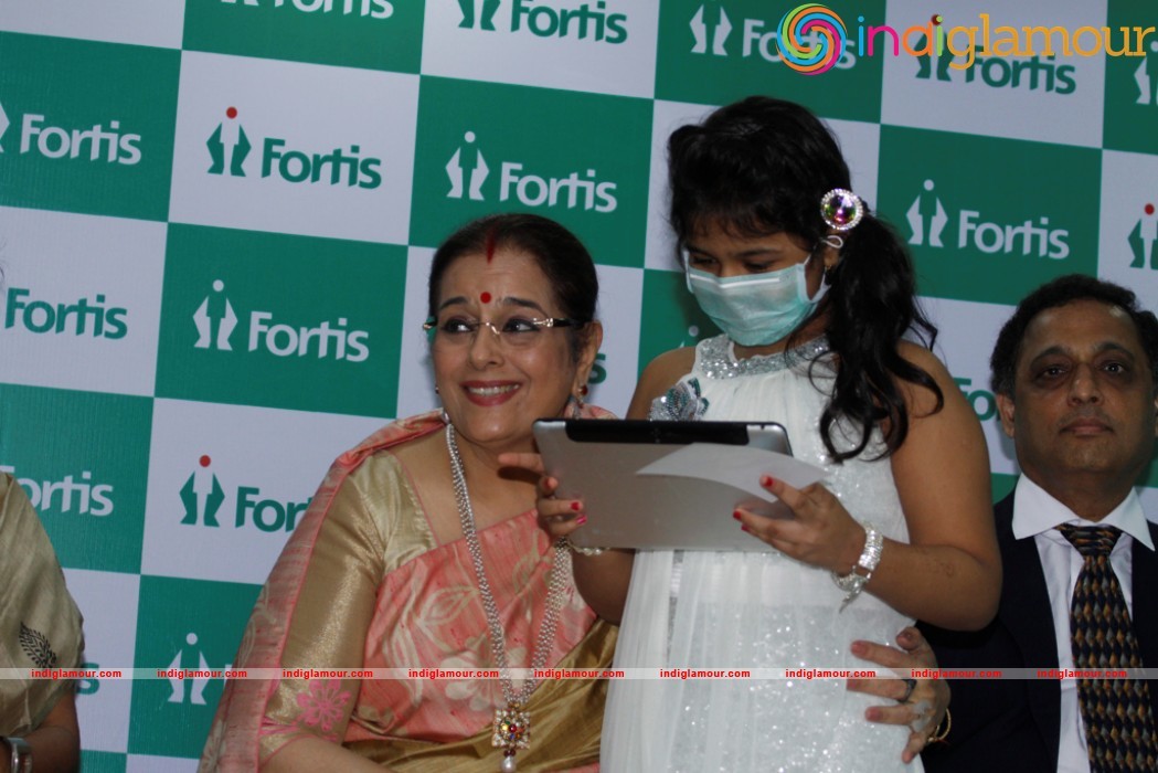 Shatrughan Sinha During The Unveiling Of The Wall Of Tribute And Felicitating Event hd photo