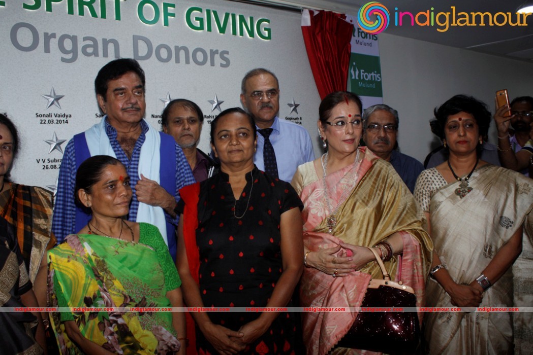 Shatrughan Sinha During The Unveiling Of The Wall Of Tribute And Felicitating Event hd photo