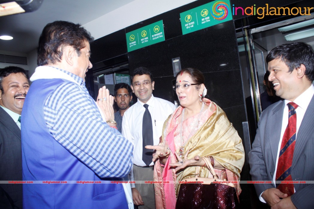 Shatrughan Sinha During The Unveiling Of The Wall Of Tribute And Felicitating Event hd photo
