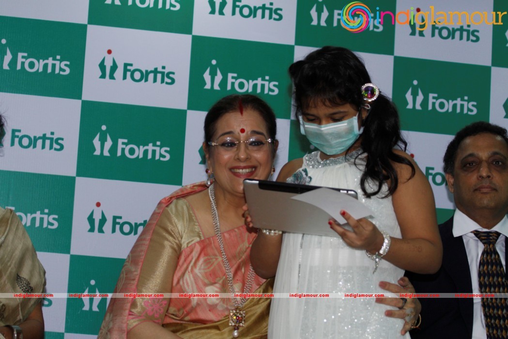 Shatrughan Sinha During The Unveiling Of The Wall Of Tribute And Felicitating Event hd photo