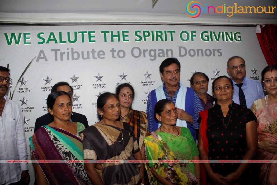 Shatrughan Sinha During The Unveiling Of The Wall Of Tribute And Felicitating Event hd photo
