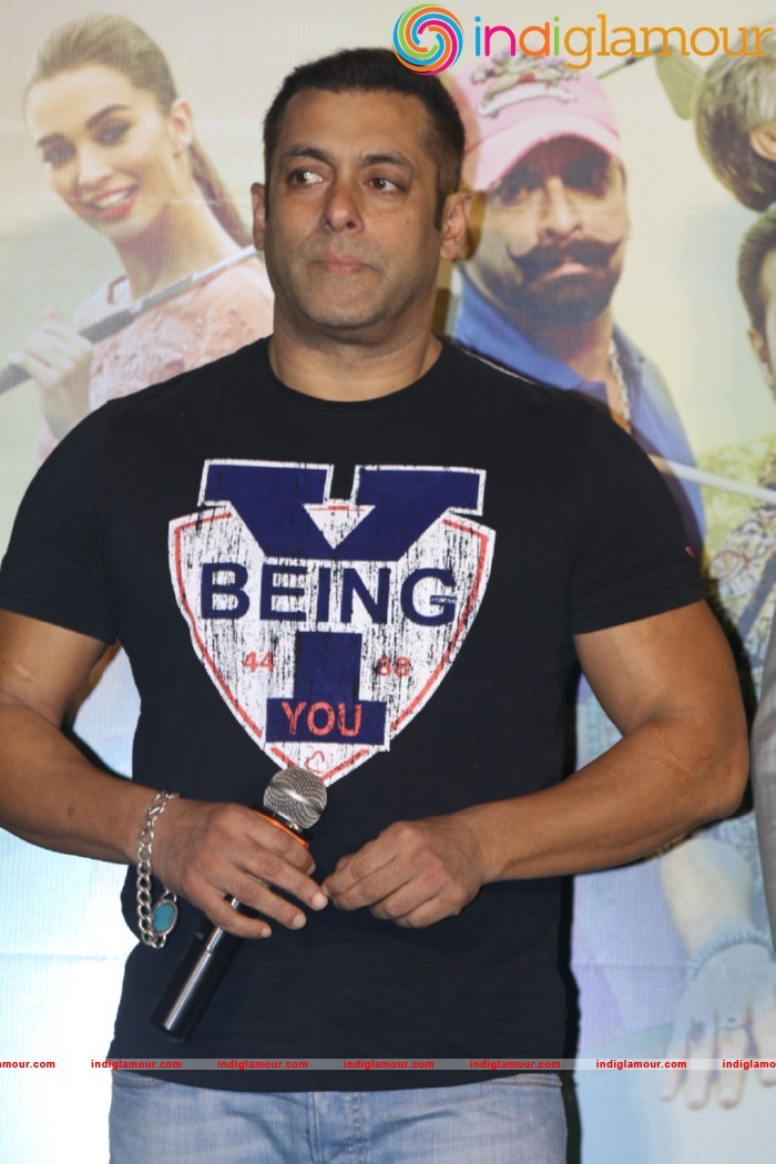 Salman Khan At Trailer Launch Of Film Freaky Ali Event hd photo