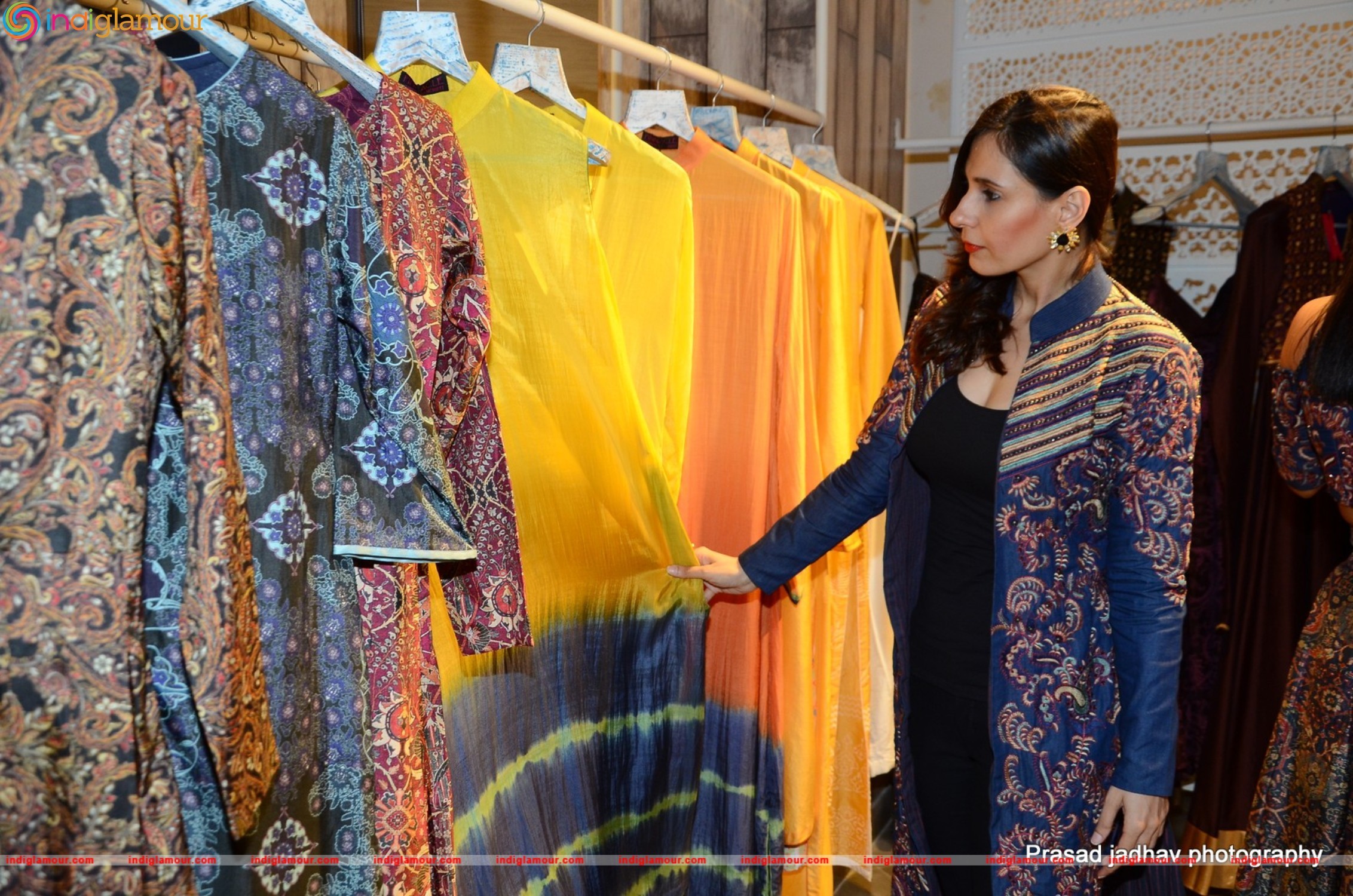 Exclusive Preview of Her Aw16 Collection Event hd photo